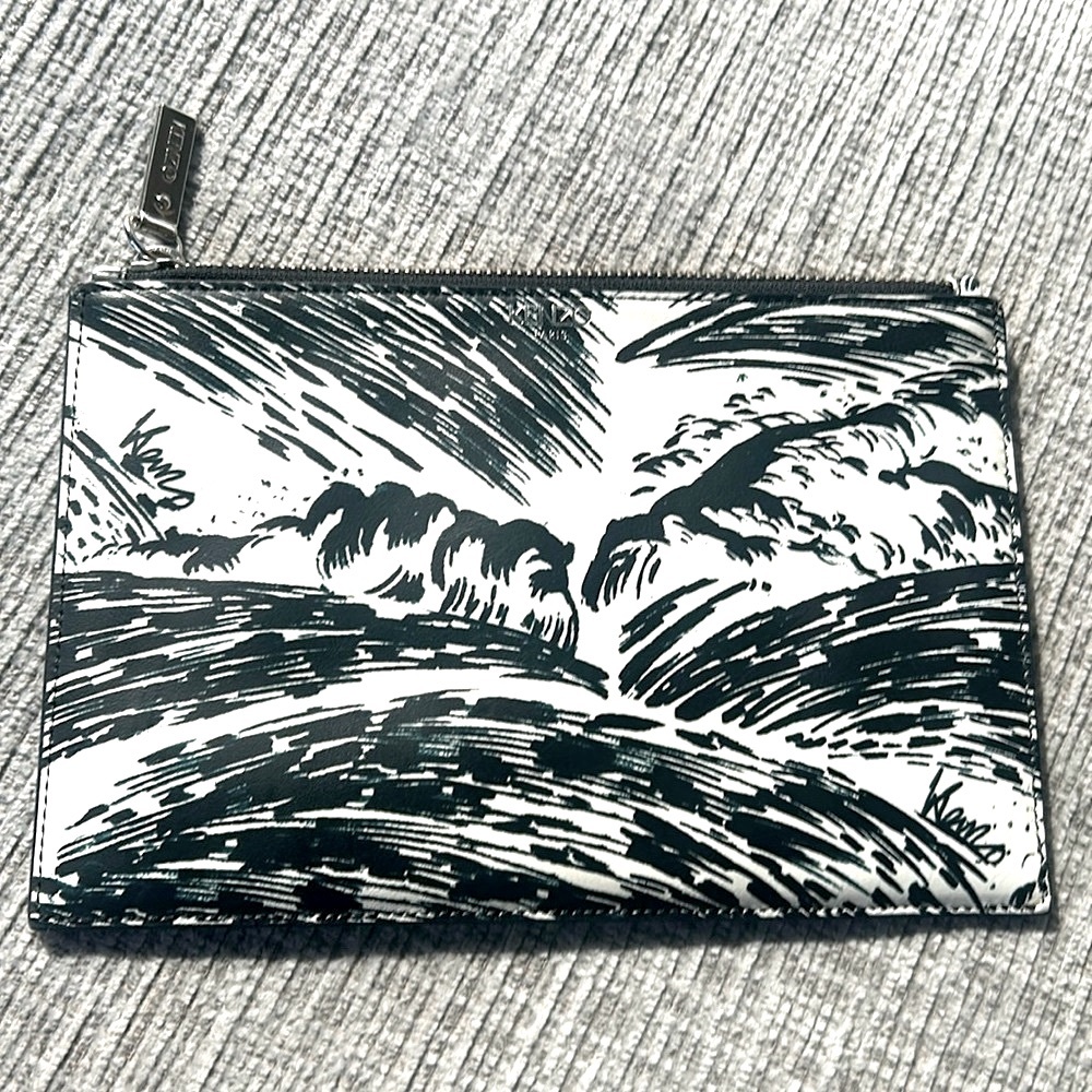 Kenzo leather clutch